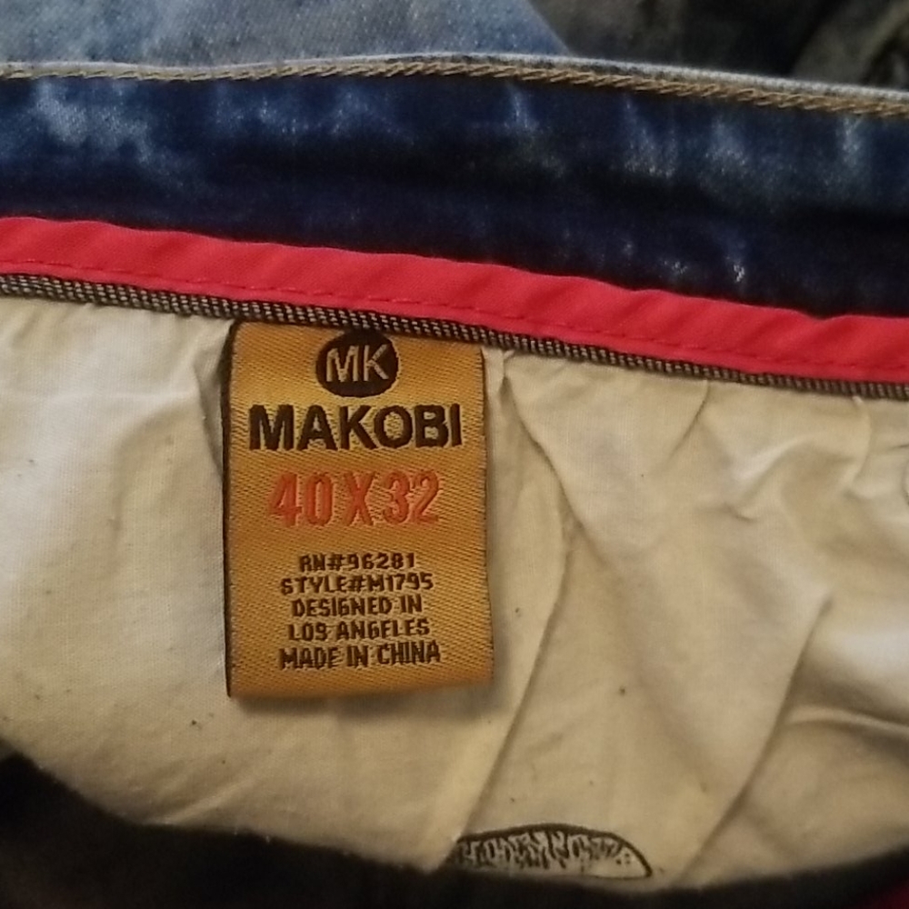 Pants - Picture 4 of 4